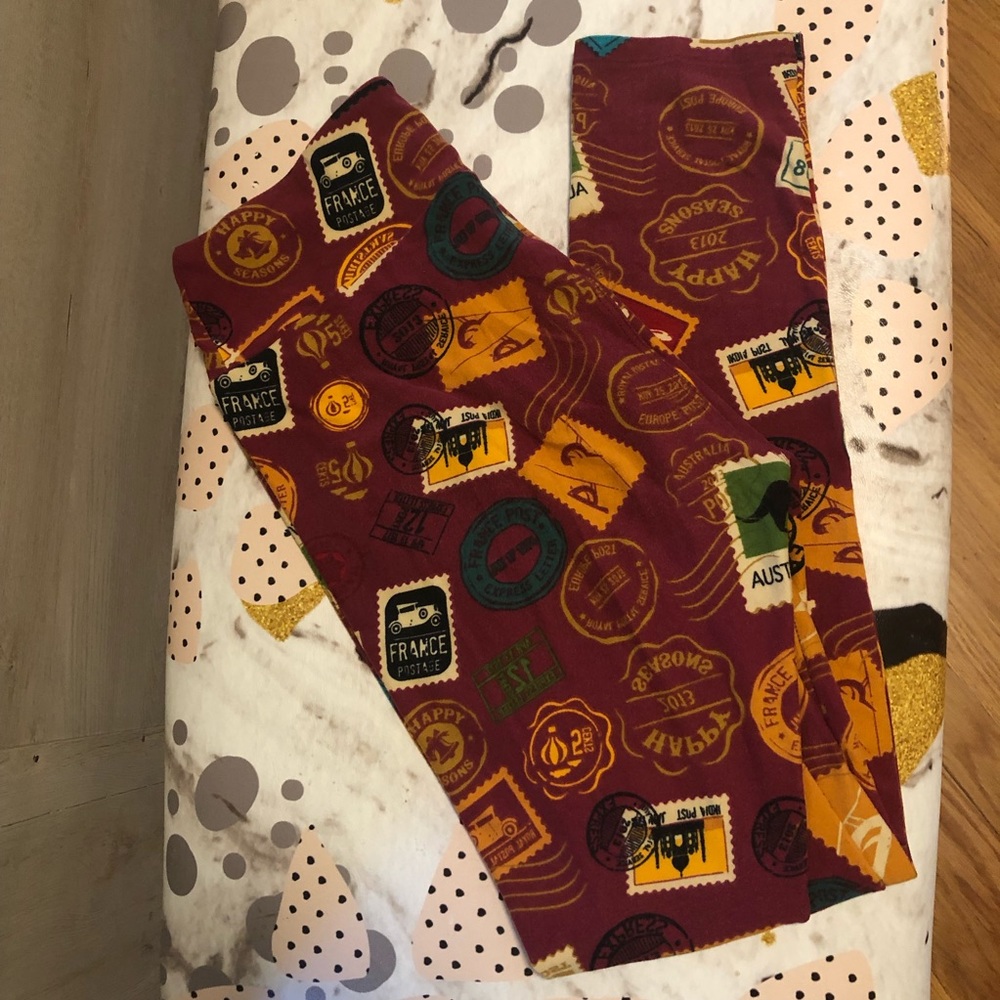 Lularoe leggings- travel theme
